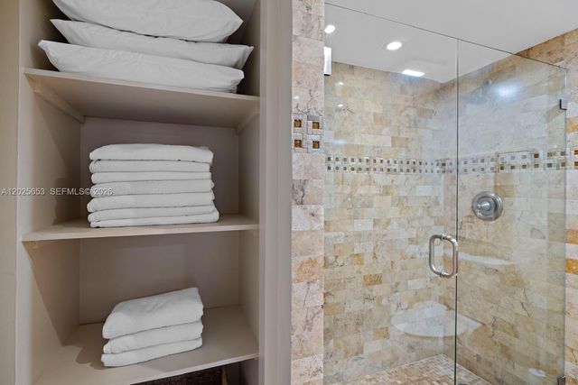 2301 Collins Ave 519, Miami Beach, FL 33139