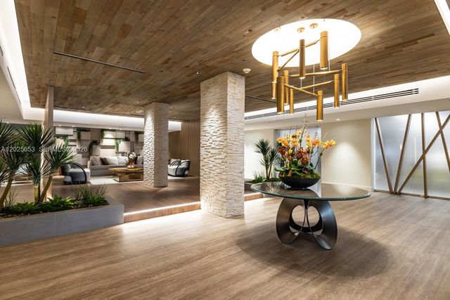 2301 Collins Ave 519, Miami Beach, FL 33139