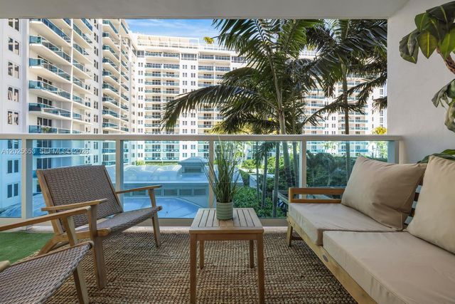 2301 Collins Ave 519, Miami Beach, FL 33139