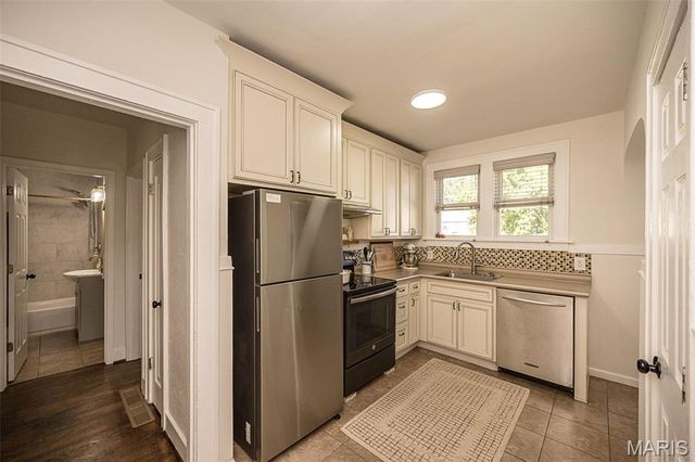 609 S Fillmore Avenue, Kirkwood, MO 63122