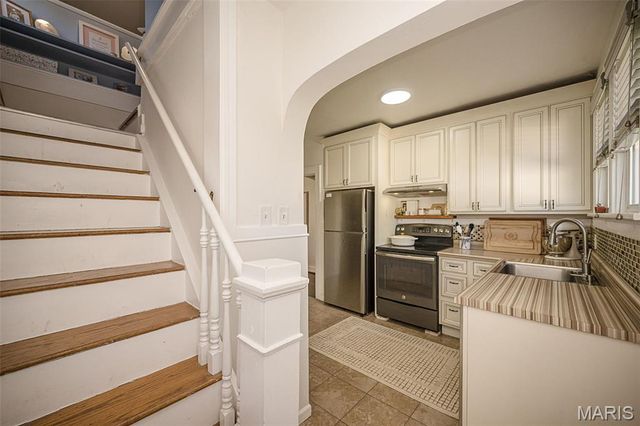 609 S Fillmore Avenue, Kirkwood, MO 63122