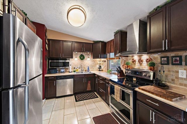 3036 Glenaire Drive, Colerain Twp, OH 45251