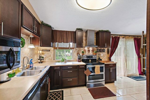3036 Glenaire Drive, Colerain Twp, OH 45251