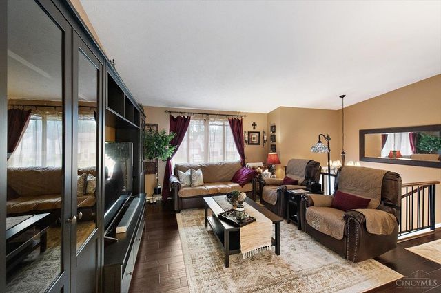 3036 Glenaire Drive, Colerain Twp, OH 45251