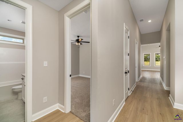 215 Farmland Circle, Perry, GA 31069