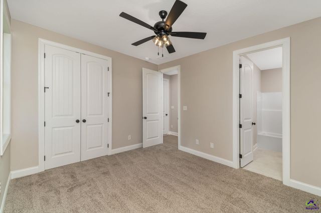 215 Farmland Circle, Perry, GA 31069