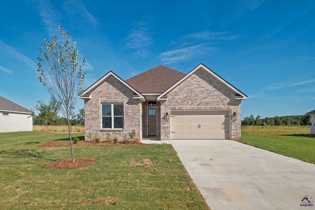 215 Farmland Circle, Perry, GA 31069