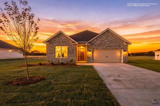 215 Farmland Circle, Perry, GA 31069