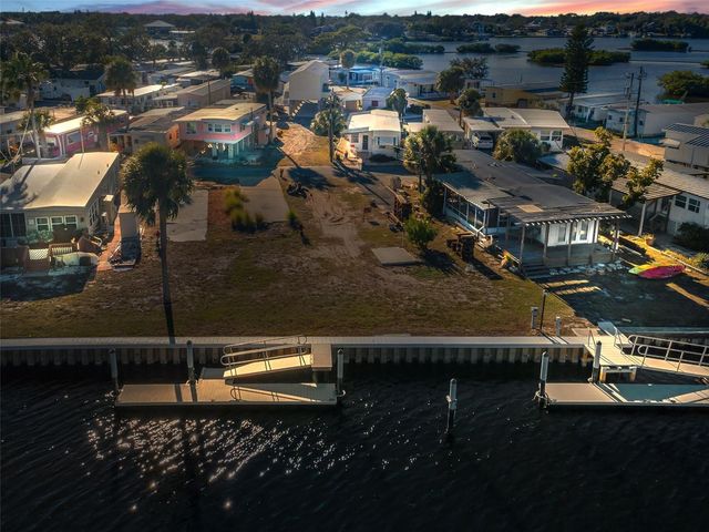 800 CHESAPEAKE DRIVE 12, Tarpon Springs, FL 34689