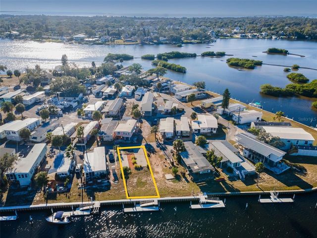 800 CHESAPEAKE DRIVE 12, Tarpon Springs, FL 34689