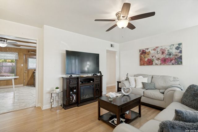 363 E Rampart, San Antonio, TX 78216