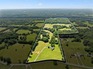 2700 Canoe Branch Rd, Lebanon, TN 37087