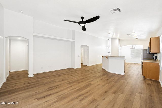 1582 E LEAF Road, San Tan Valley, AZ 85140