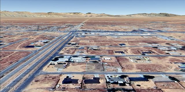Fernwood Ave Near Neuralia Rd, California City, CA 93505