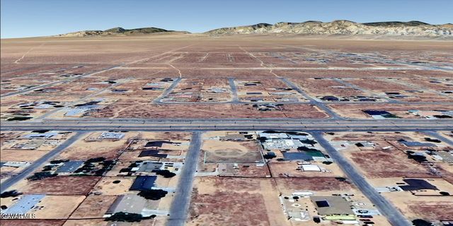 Fernwood Ave Near Neuralia Rd, California City, CA 93505
