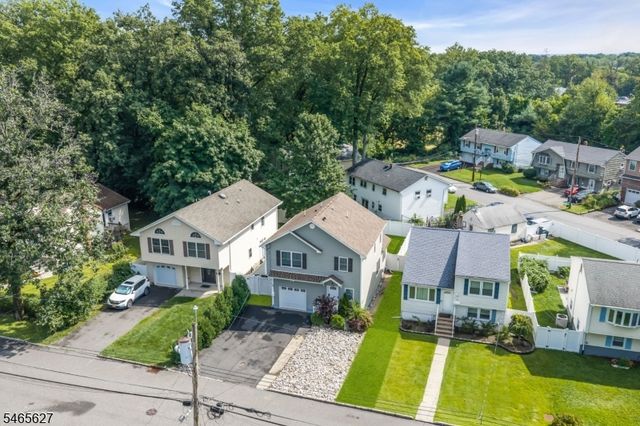 42 Deerfield Rd, Parsippany-troy Hills Twp., NJ 07054