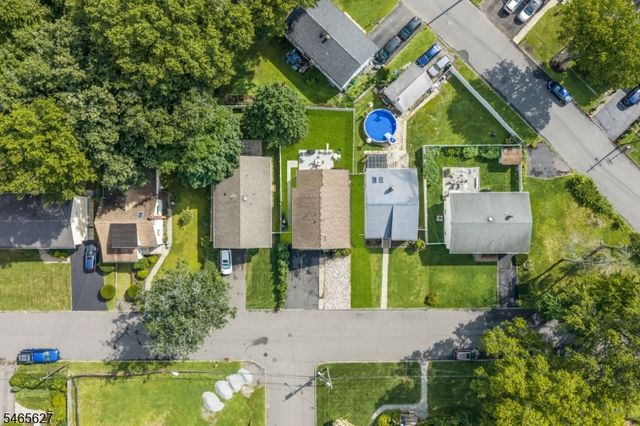 42 Deerfield Rd, Parsippany-troy Hills Twp., NJ 07054