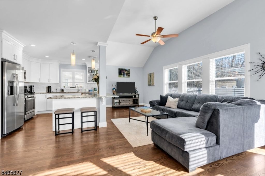 42 Deerfield Rd, Parsippany-troy Hills Twp., NJ 07054 — exterior