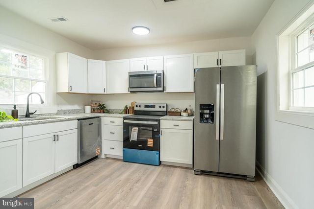 120 CHARLES ST, Gordonsville, VA 22942