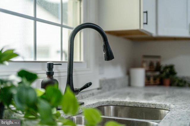 120 CHARLES ST, Gordonsville, VA 22942