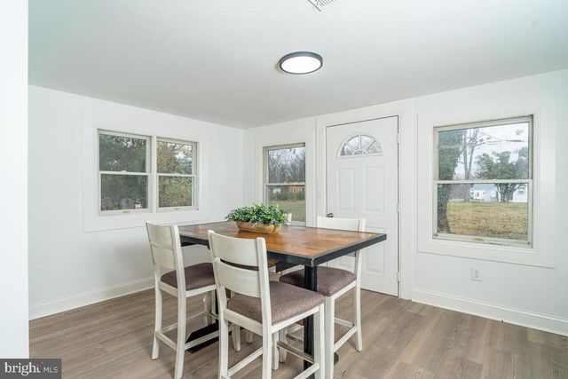 120 CHARLES ST, Gordonsville, VA 22942