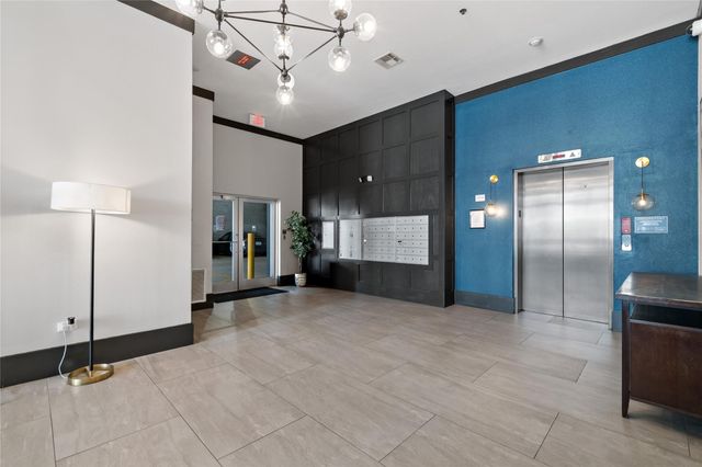 505 Jackson Hill Street 103, Houston, TX 77007