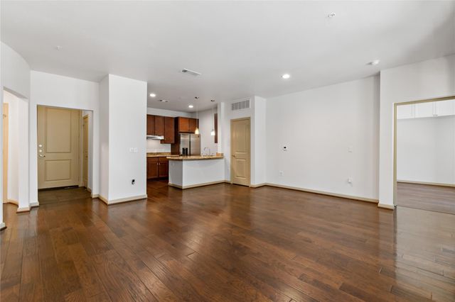 505 Jackson Hill Street 103, Houston, TX 77007