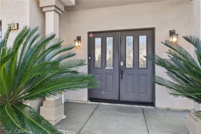 7659 Coldwater Canyon Court, North Hollywood, CA 91605