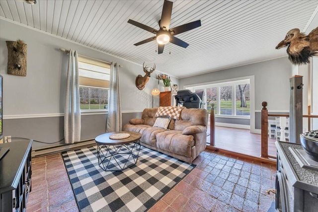 2545 Pico RD, Buchanan, VA 24066