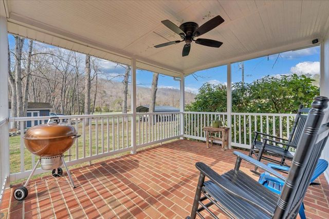 2545 Pico RD, Buchanan, VA 24066