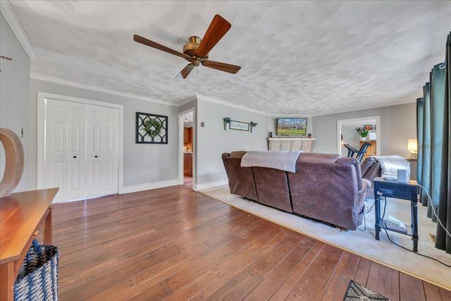 2545 Pico RD, Buchanan, VA 24066