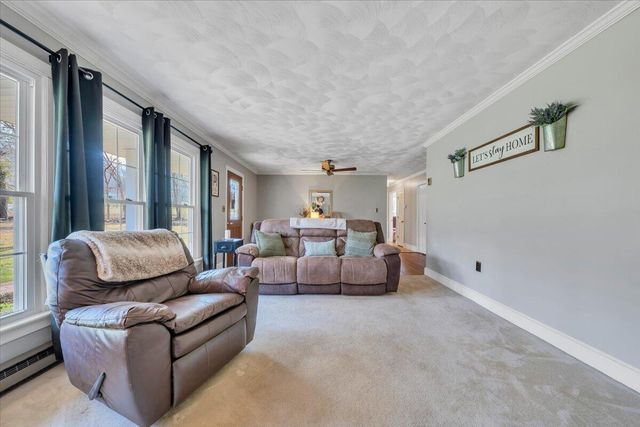 2545 Pico RD, Buchanan, VA 24066