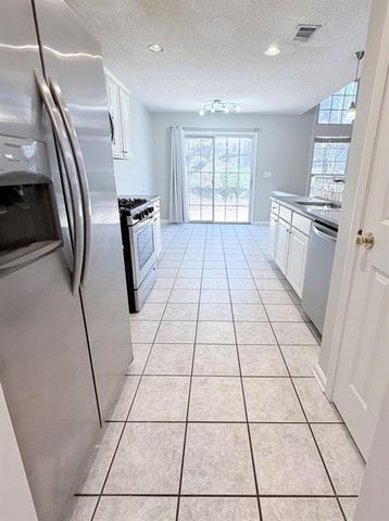 2523 Alvecot Circle, Smyrna, GA 30339