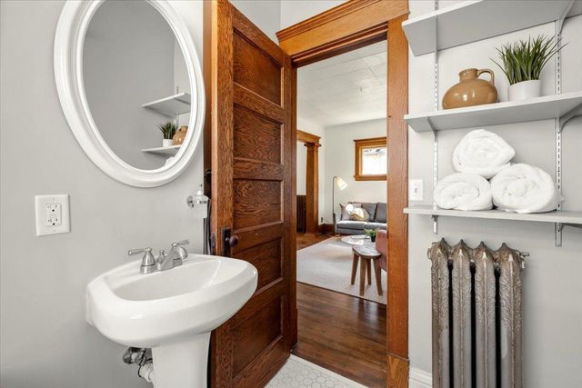 3821 Bloomington Avenue, Minneapolis, MN 55407