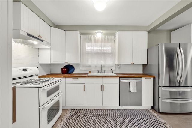 3821 Bloomington Avenue, Minneapolis, MN 55407