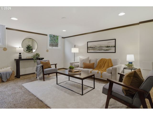 4444 Ne Oregon St, Portland, OR 97213