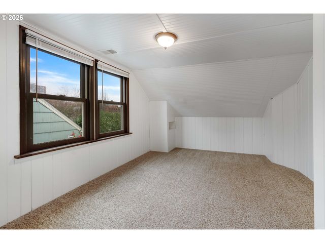 4444 Ne Oregon St, Portland, OR 97213