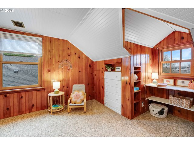 4444 Ne Oregon St, Portland, OR 97213