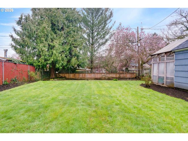 4444 Ne Oregon St, Portland, OR 97213