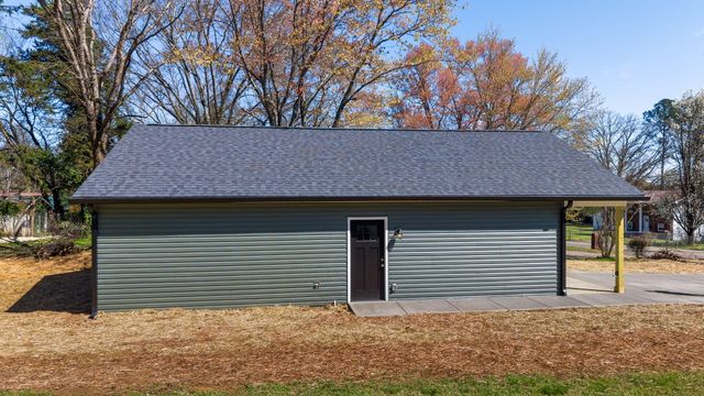 1706 Westland Drive SW, Cleveland, TN 37311