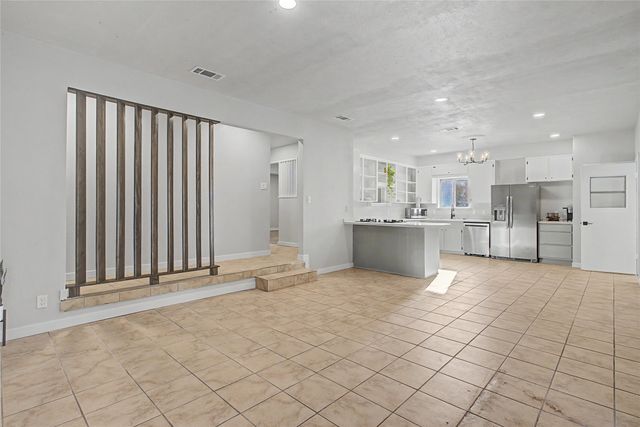 7232 Monterrey Drive, Fort Worth, TX 76112