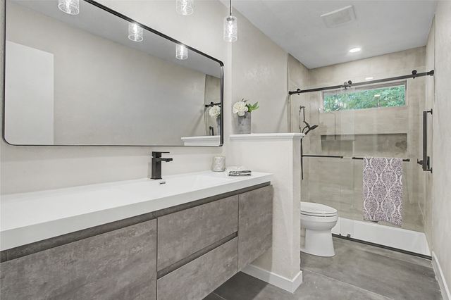 7232 Monterrey Drive, Fort Worth, TX 76112