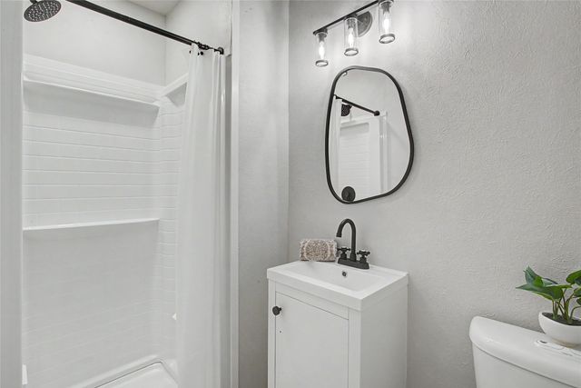 7232 Monterrey Drive, Fort Worth, TX 76112