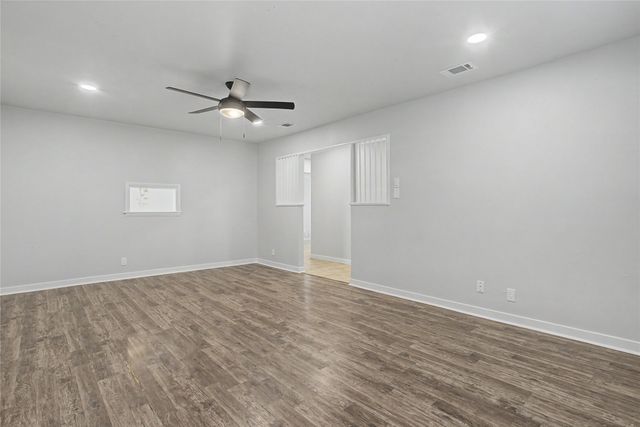 7232 Monterrey Drive, Fort Worth, TX 76112