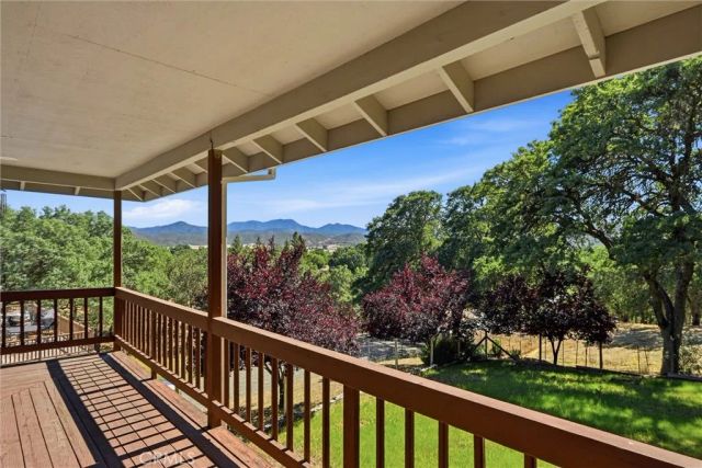 18325 Pinnacle Court, Hidden Valley Lake, CA 95467