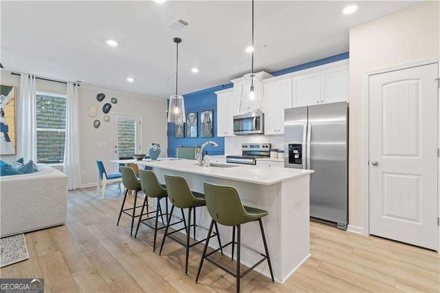 8203 Tiger Way, Riverdale, GA 30296
