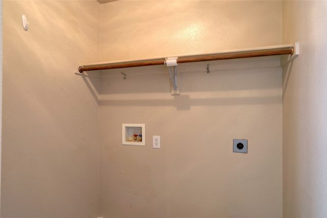 811 Water Oak Drive, Allen, TX 75002