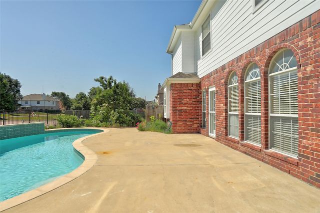 811 Water Oak Drive, Allen, TX 75002