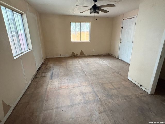 211 Gabriel, San Antonio, TX 78202