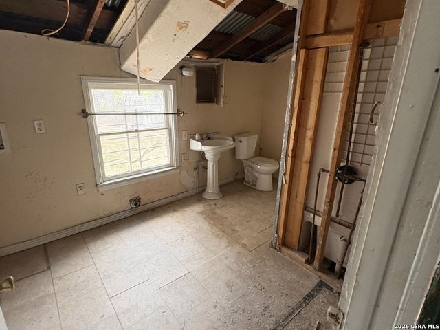 211 Gabriel, San Antonio, TX 78202